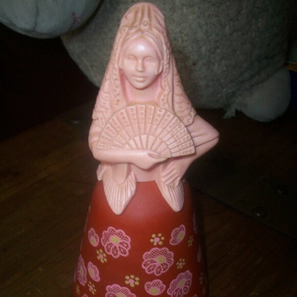 Vintage 1970 AVON Señorita To A Wild Rose Cologne, 4 Oz Bottle - Picture 1 of 5